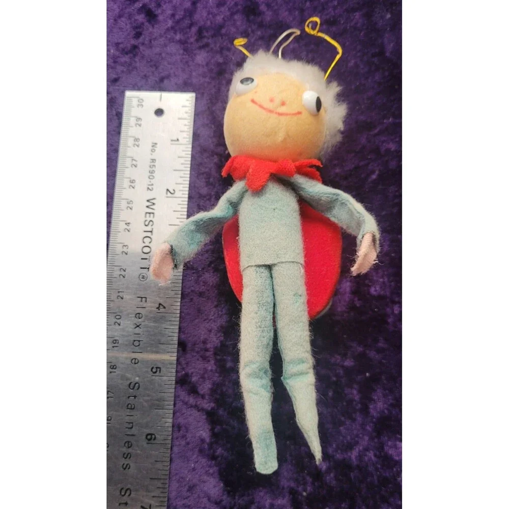 Unbranded vtg felt